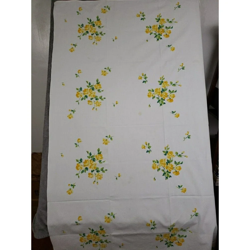 VTG Cloth Tablecloth Yellow Cabbage Rose Rectangle 54